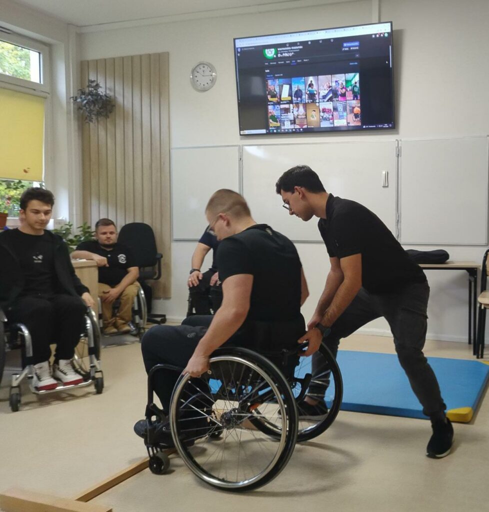 Spotkanie z Fundacją Aktywnej Rehabilitacji – lekcja empatii, która zmienia perspektywę