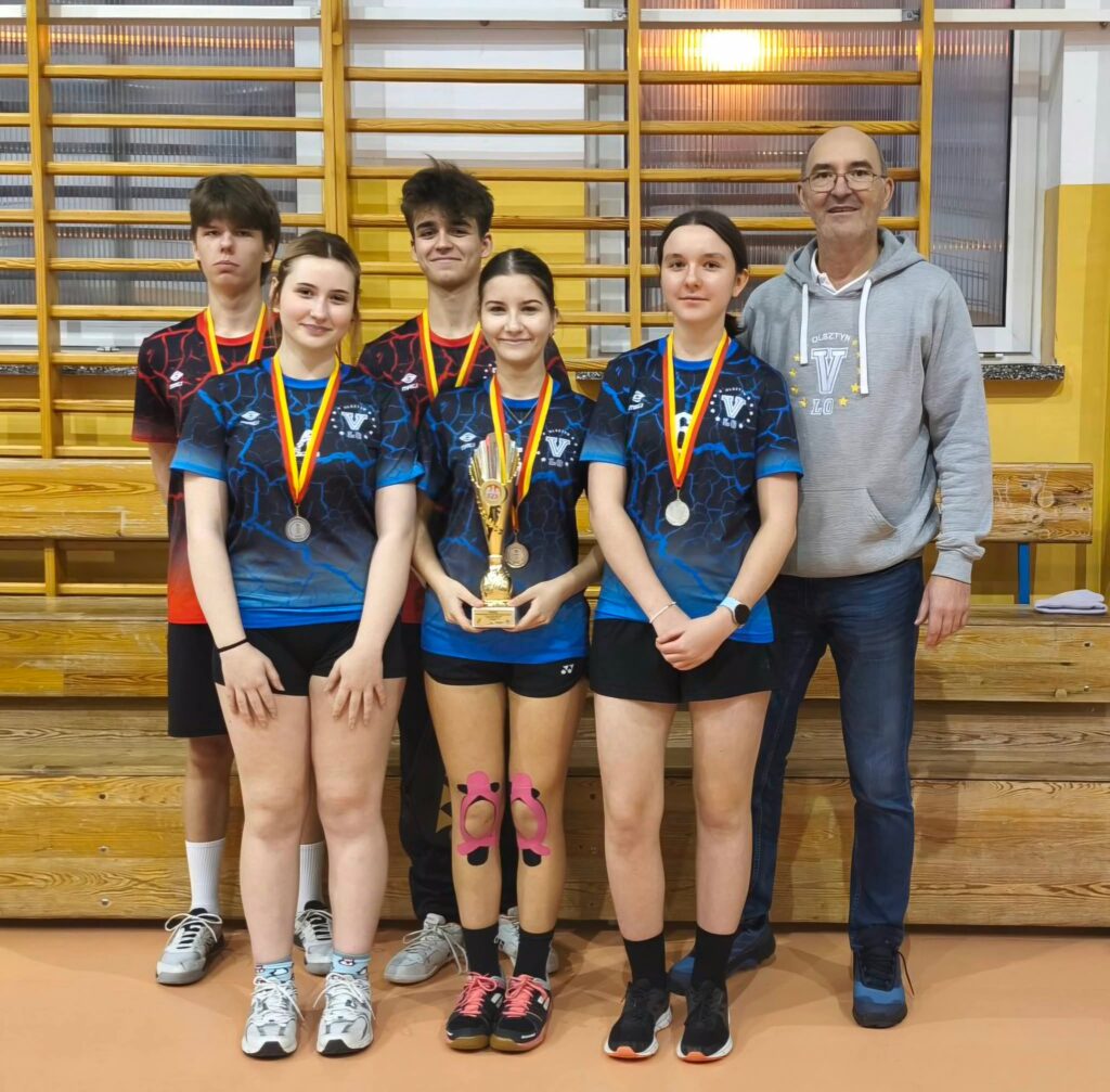 BADMINTONOWE ZŁOTO I SREBRO DLA V LO!